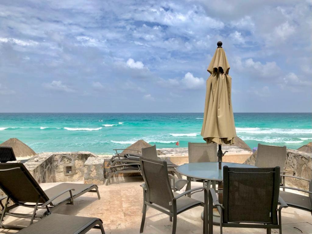 Beach House Cancun Exterior photo