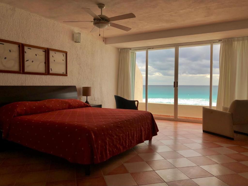 Beach House Cancun Exterior photo